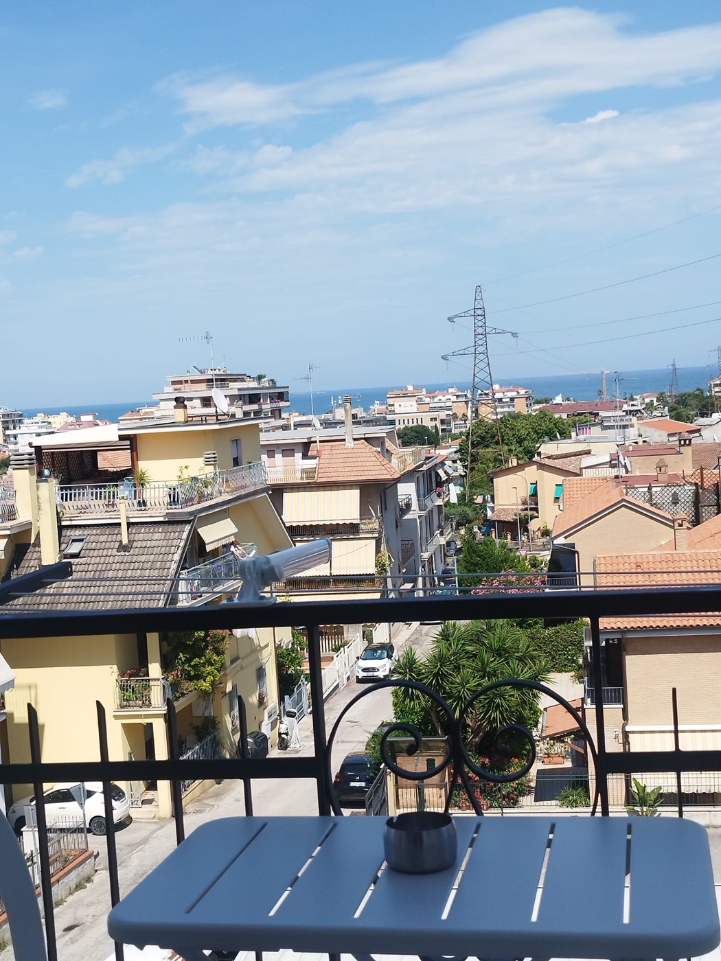 Sea-view balconies